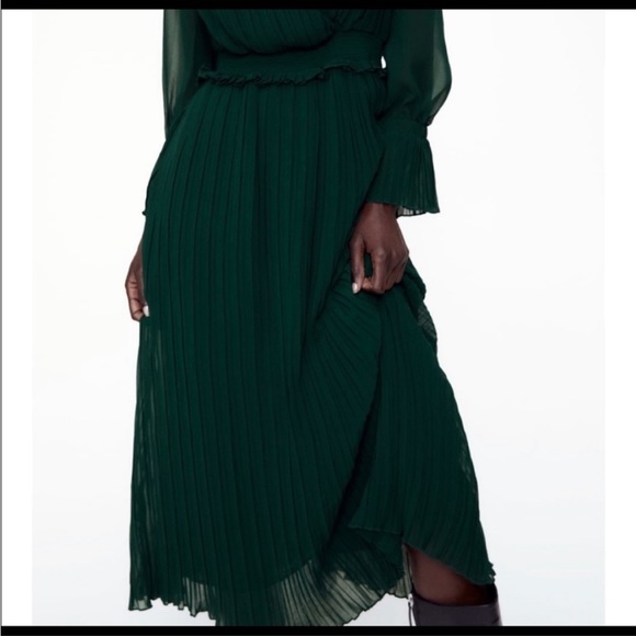 Zara Dresses Zara Green Pleated Midi Dress Poshmark